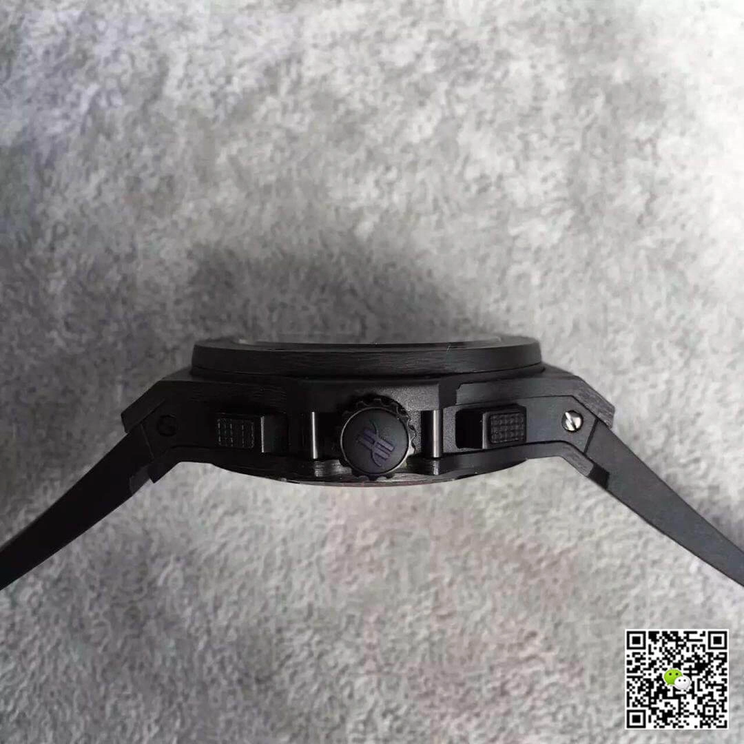 Hublot Big Bang 301.QX.1724.RX V6 Factory 1:1 Best Edition Replica Watch Carbon Fiber Case